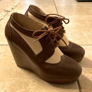 Forever 21 platforms, size 10